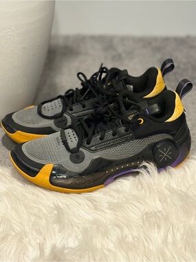 Way of Wade 10 Black Gray Yellow